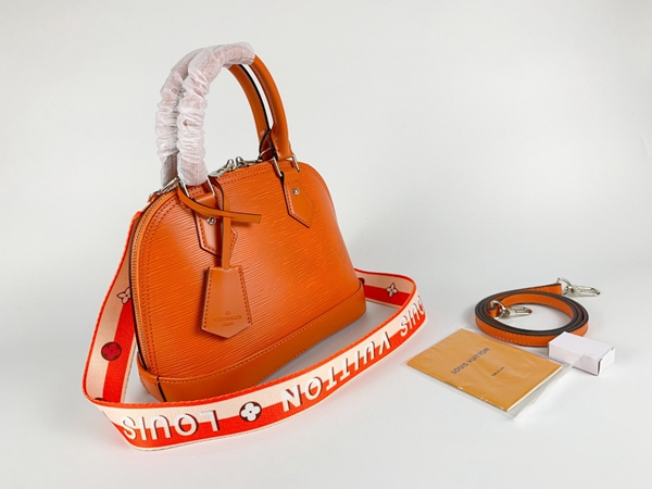 ルイヴィトンバッグ角部分ディテール